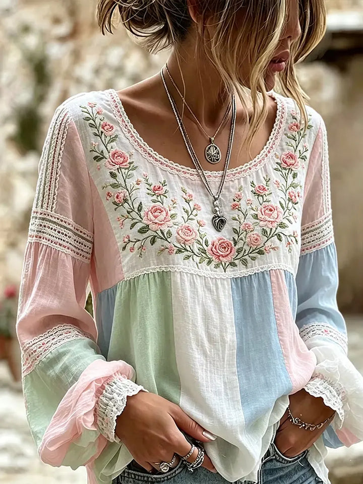 Tressalia - Broderet linnedbluse