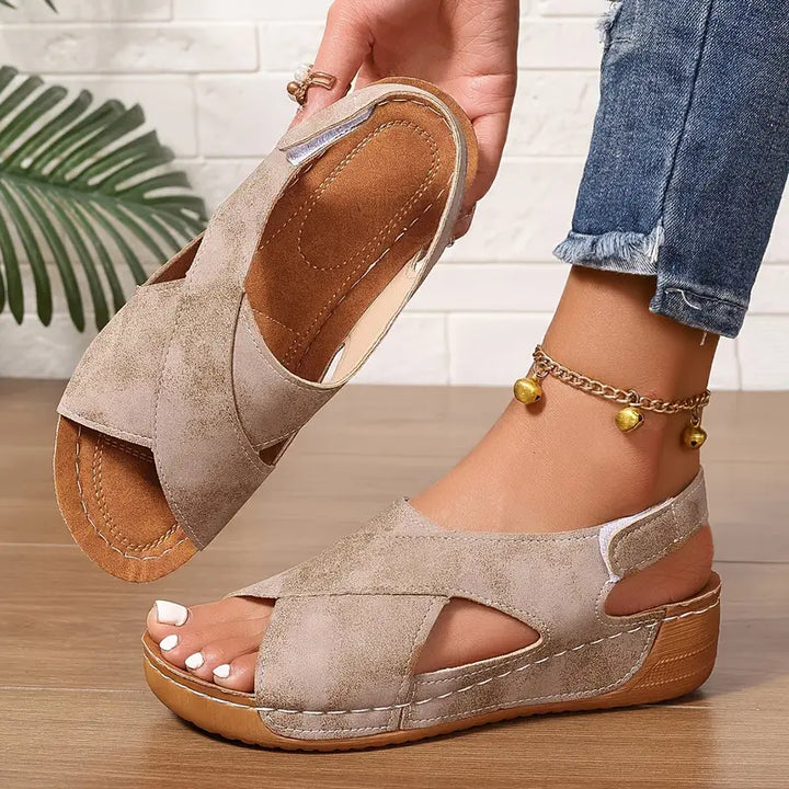 Lacey - Komfortsandaler med krydsremme