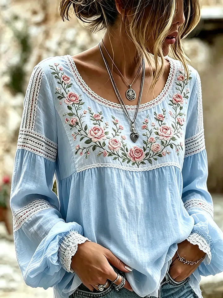 Tressalia - Broderet linnedbluse