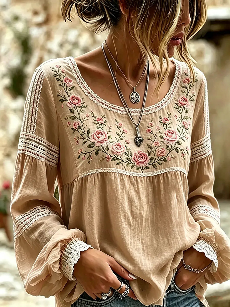 Tressalia - Broderet linnedbluse