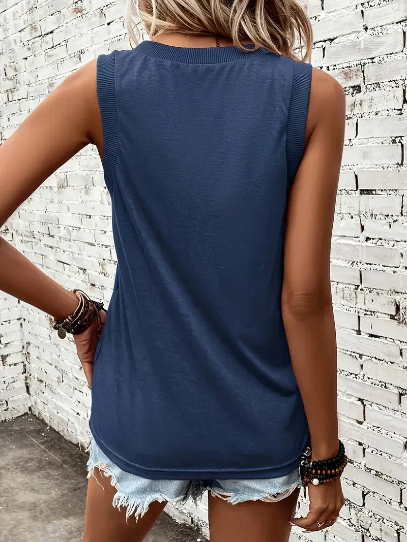 Megan - ultrablød T-shirt med hjerteformet halsudskæring